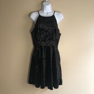 BCX Black Crushed Velvet Scalloped Mini Dress S/13